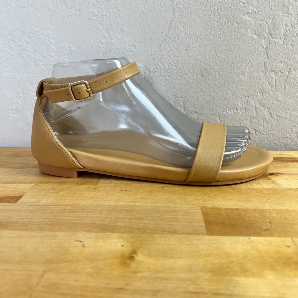 Sécra Poppy Sandal Size 8 Tan Beige Leather Ankle Strap Flat Shoes